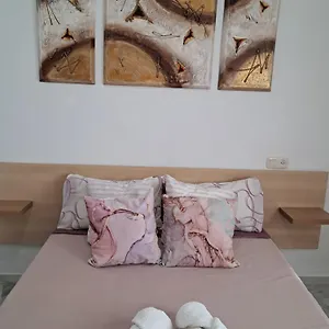 Azahar Fibes Y Garaje-wifi Gratis Sevilla
